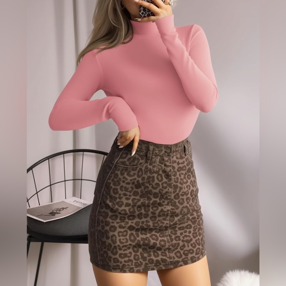 MANGOPOP Women's Mock Turtle Neck Long Sleeve Tops Bodysuit Baby Pink- Size M - Picture 2 of 7